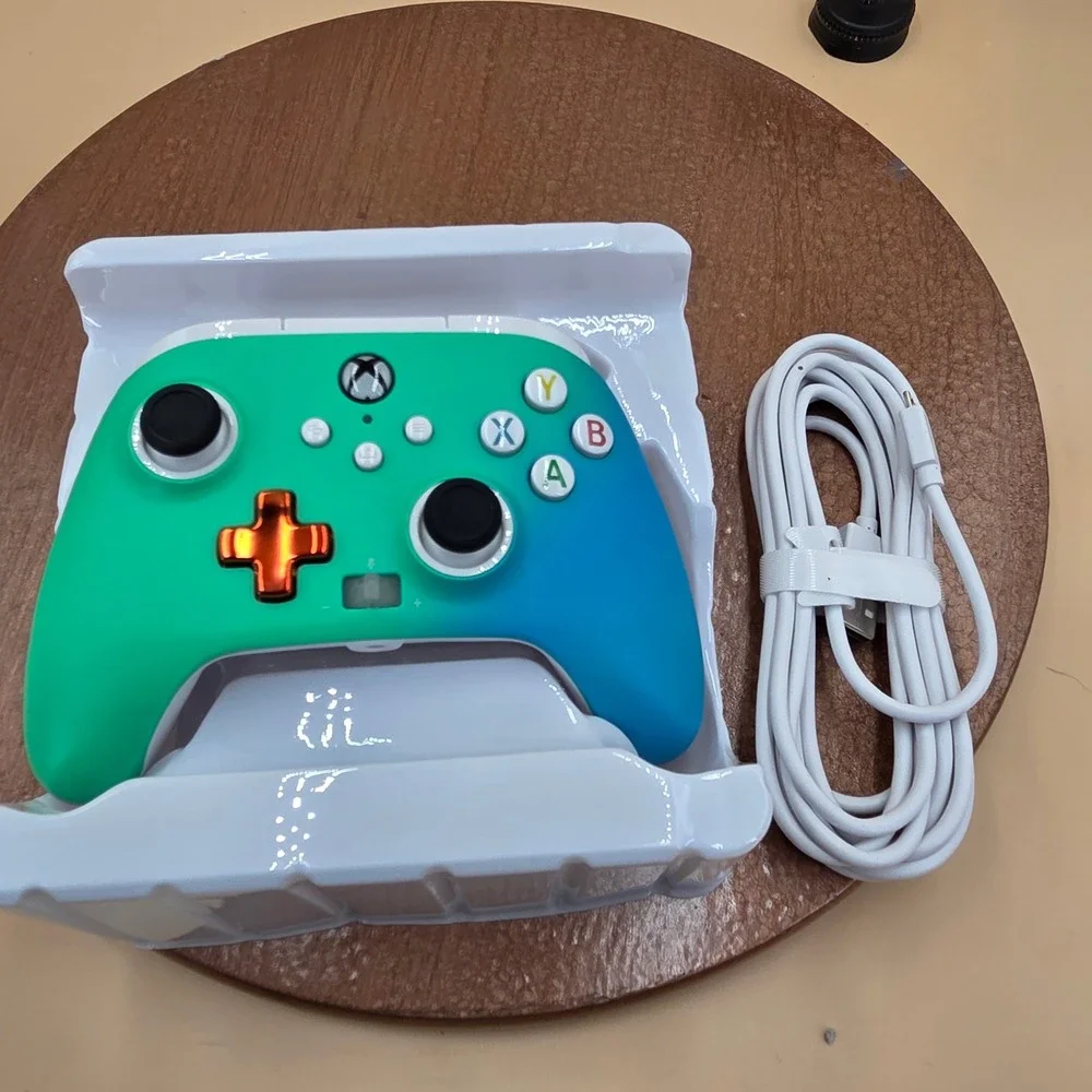 PowerA Enhanced Wired Controller Xbox Series X S Seafoam Fade 1518828-01